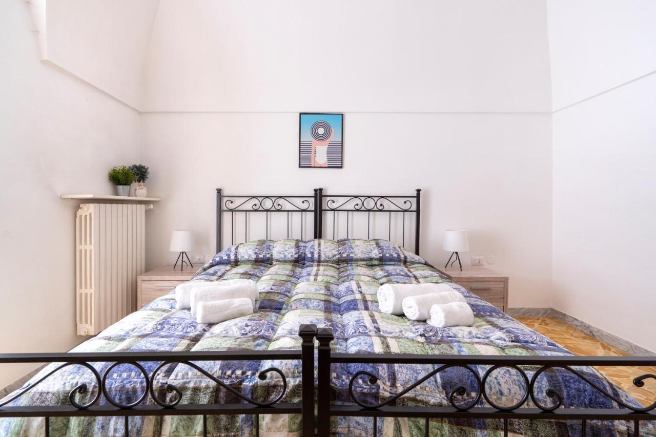 Vico II Terrace Apartment A Step From Piazza Roma Мартина Франка Екстериор снимка