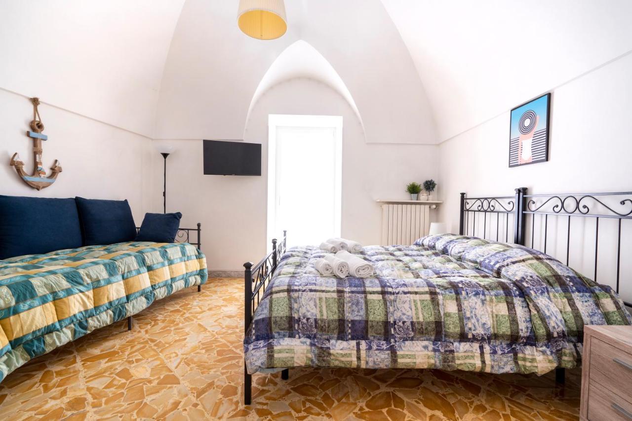Vico II Terrace Apartment A Step From Piazza Roma Мартина Франка Екстериор снимка